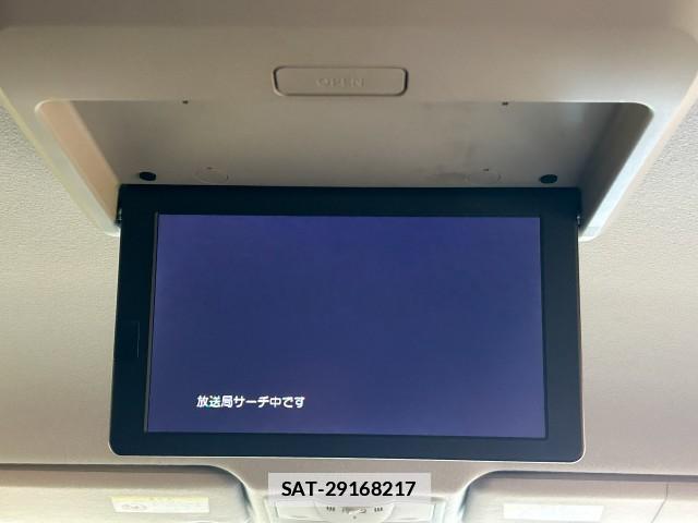 Nissan ELGRAND 2014-05 7812093-15
