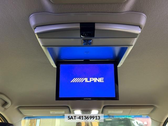 Nissan ELGRAND 2011-12 7812115-15