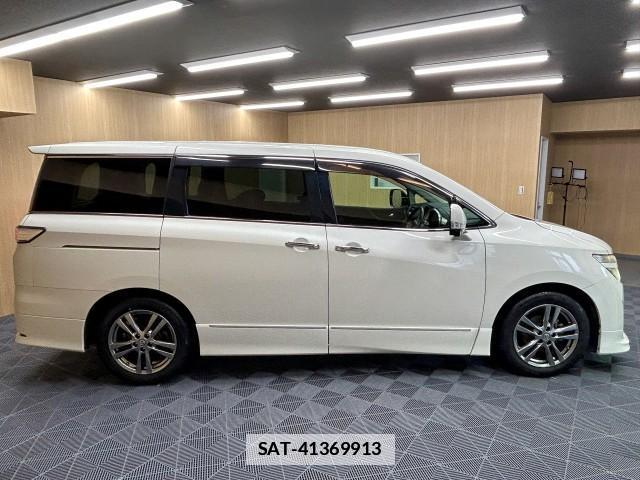 Nissan ELGRAND 2011-12 7812115-2