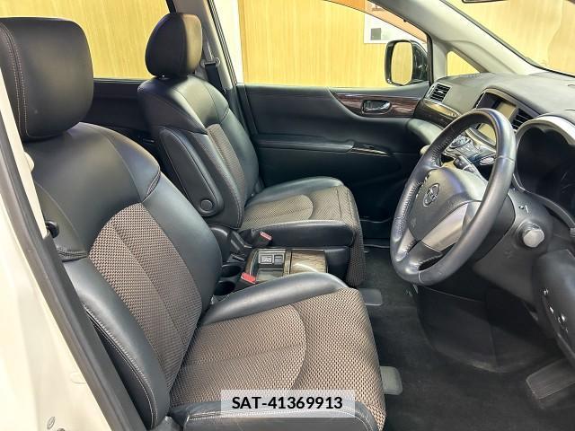 Nissan ELGRAND 2011-12 7812115-6