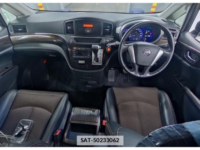 Nissan ELGRAND 2011-09 7812263-2