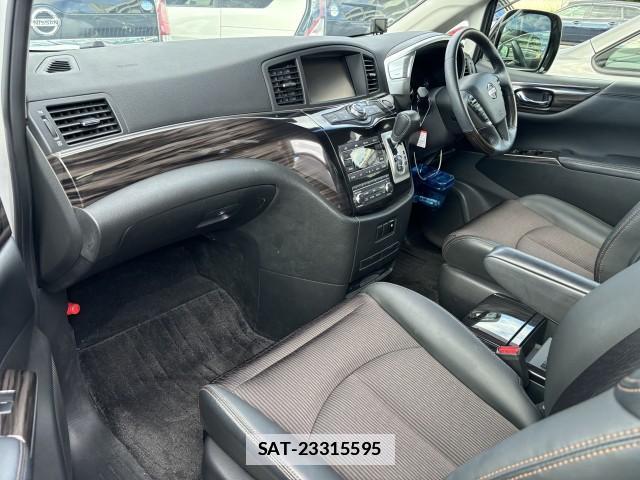 Nissan ELGRAND 2019-09 7813392-2