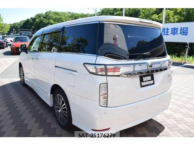 Nissan ELGRAND 2021-02 7816371-11
