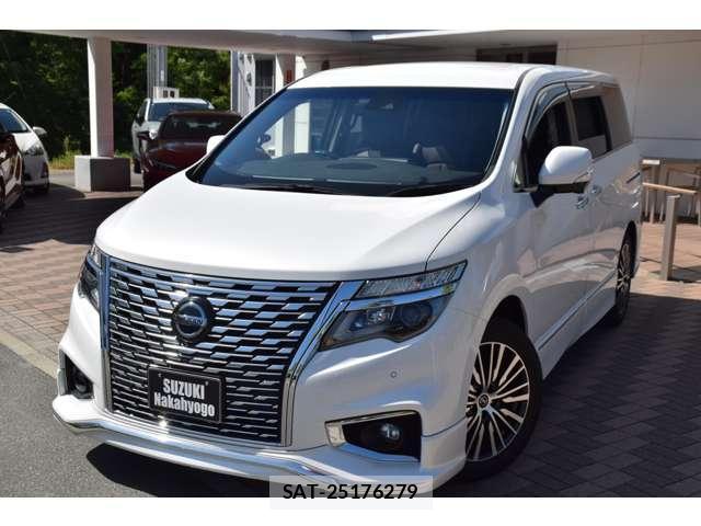 Nissan ELGRAND 2021-02 7816371-14