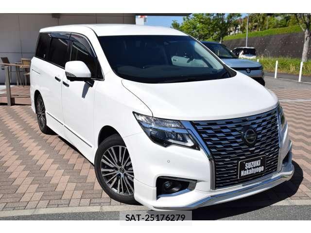 Nissan ELGRAND 2021-02 7816371-3
