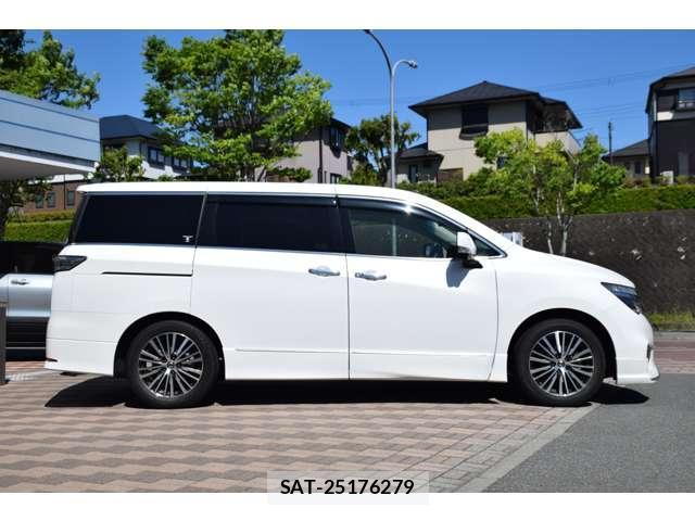 Nissan ELGRAND 2021-02 7816371-7