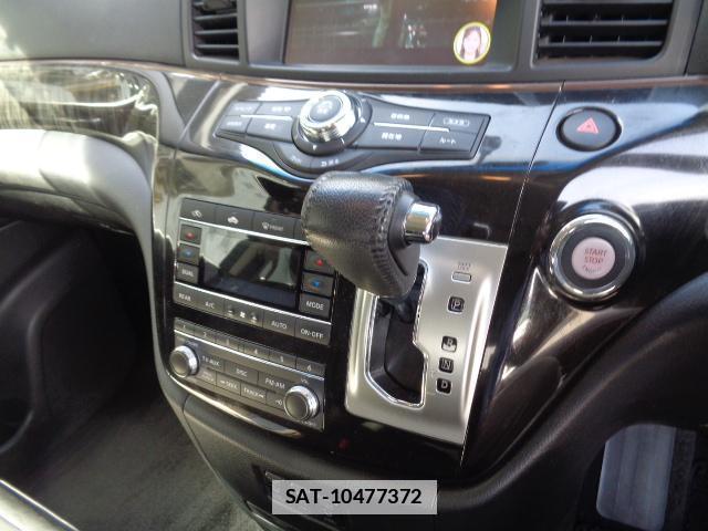 Nissan ELGRAND 2016-03 7817117-6