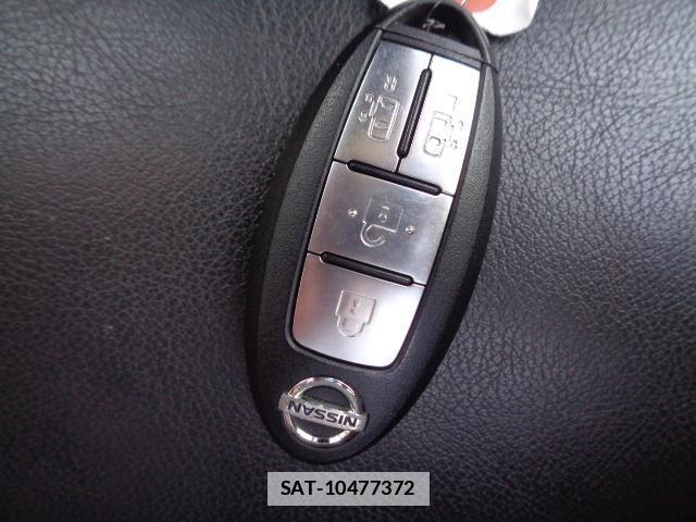 Nissan ELGRAND 2016-03 7817117-9
