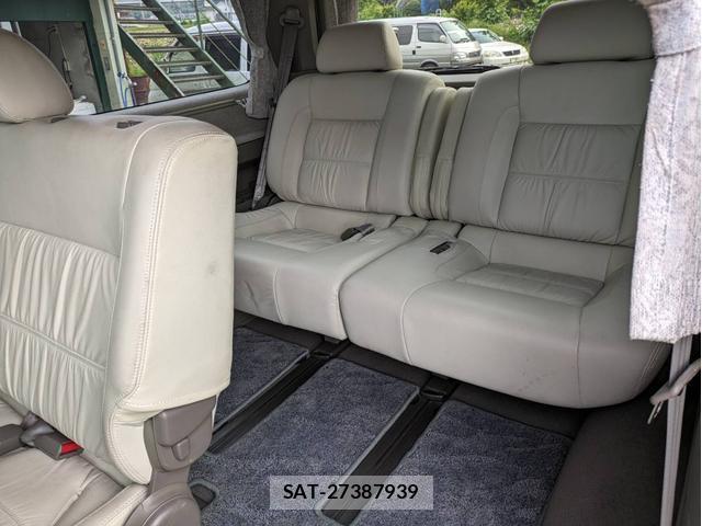 Nissan ELGRAND 2000-05 7818854-6