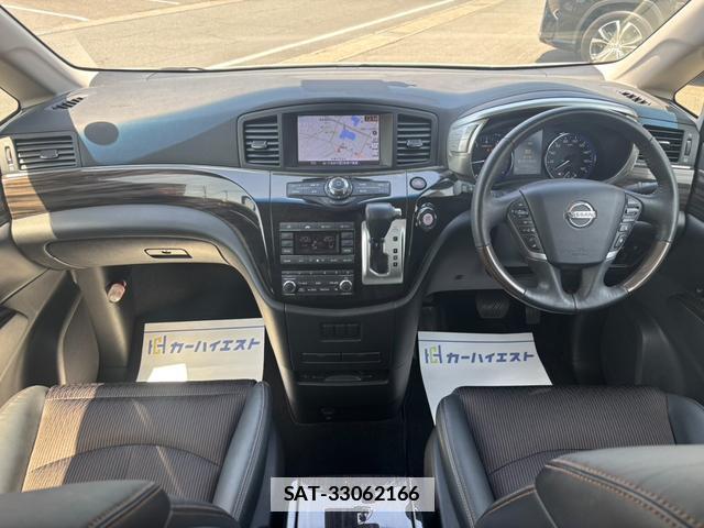 Nissan ELGRAND 2019-03 7818932-16