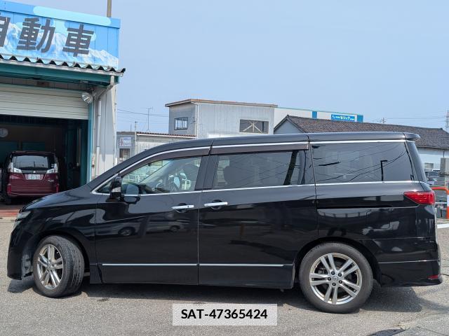 Nissan ELGRAND 2010-08 7819068-11