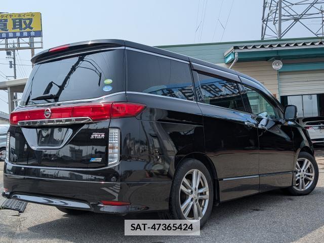Nissan ELGRAND 2010-08 7819068-13