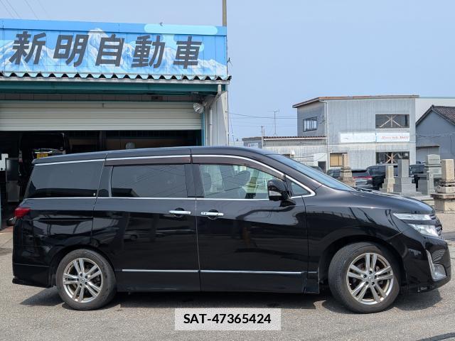 Nissan ELGRAND 2010-08 7819068-3