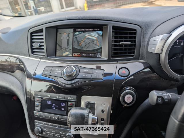 Nissan ELGRAND 2010-08 7819068-4
