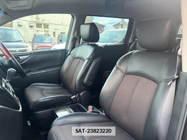 Nissan ELGRAND 2013-02 7819116-12