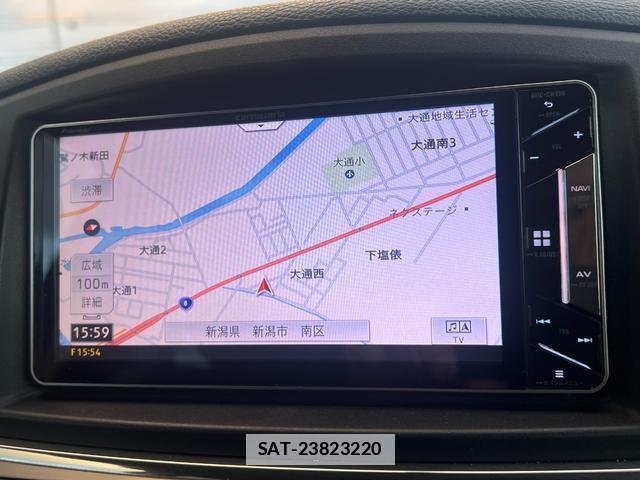 Nissan ELGRAND 2013-02 7819116-13
