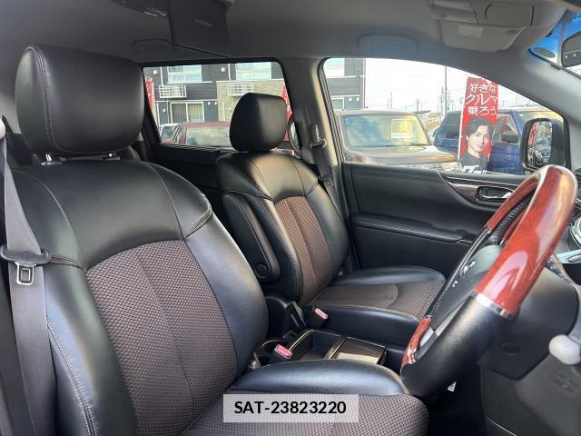 Nissan ELGRAND 2013-02 7819116-14