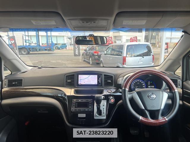 Nissan ELGRAND 2013-02 7819116-17