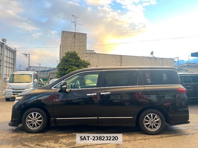 Nissan ELGRAND 2013-02 7819116-2