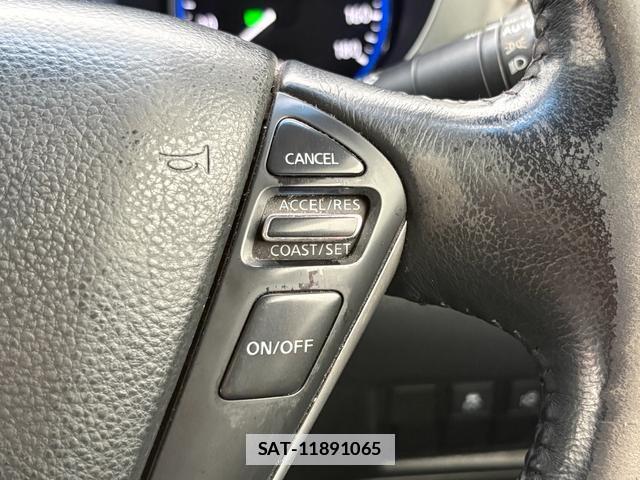 Nissan ELGRAND 2014-03 7819130-18