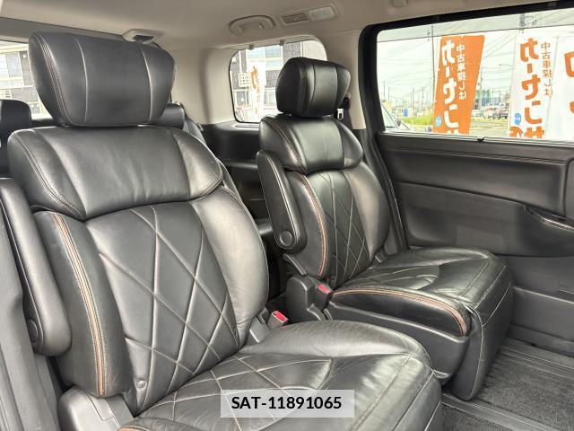 Nissan ELGRAND 2014-03 7819130-19