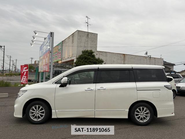 Nissan ELGRAND 2014-03 7819130-2