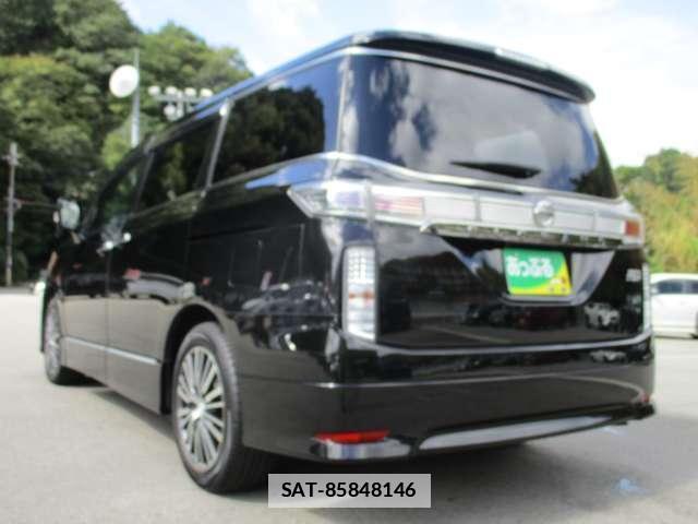 Nissan ELGRAND 2017-07 7819615-8
