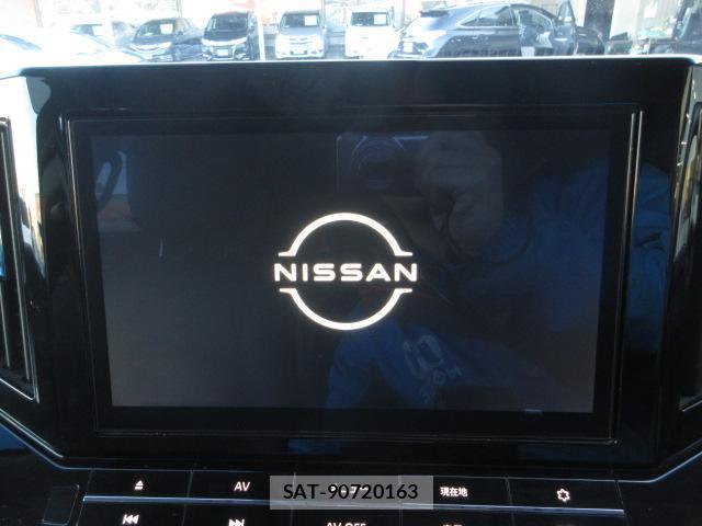 Nissan ELGRAND 2021-07 7820512-15