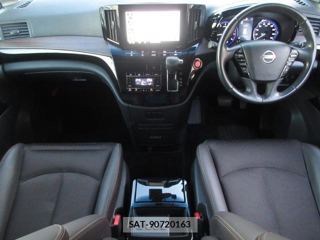 Nissan ELGRAND 2021-07 7820512-2