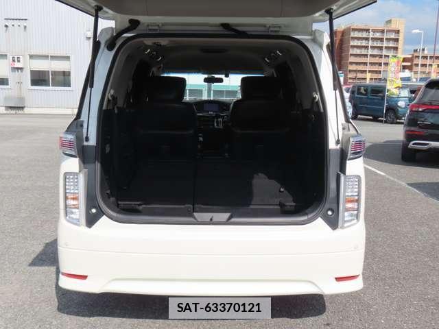 Nissan ELGRAND 2014-07 7820802-13