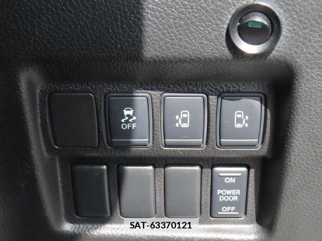 Nissan ELGRAND 2014-07 7820802-3