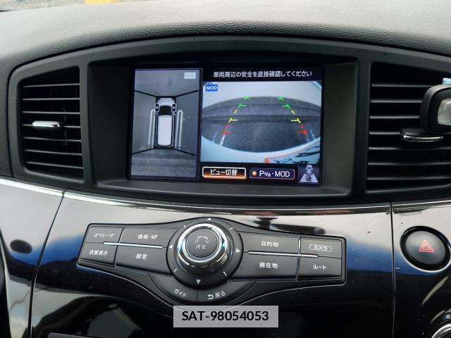 Nissan ELGRAND 2017-05 7822840-3