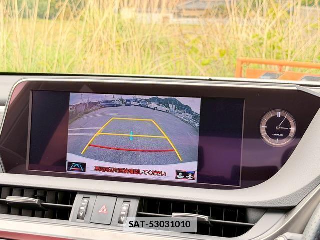 Lexus ES 2019-07 7816214-3