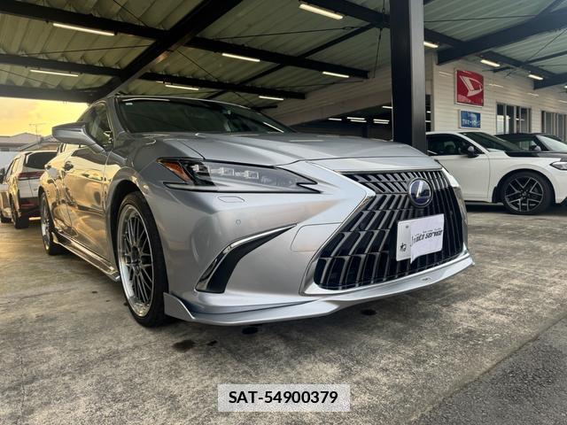 Lexus ES 2021-11 7816799-0