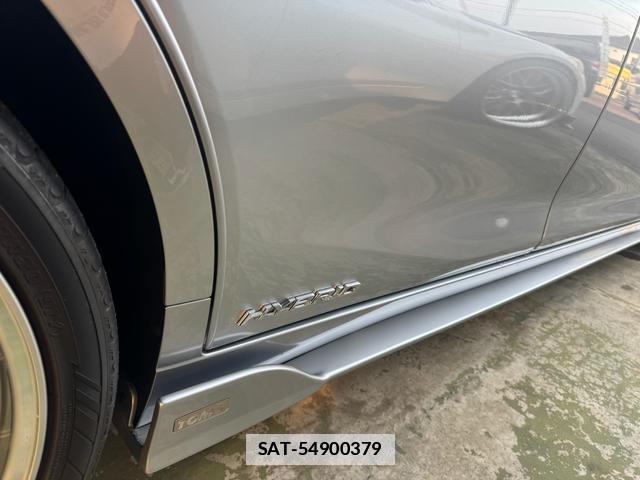 Lexus ES 2021-11 7816799-18