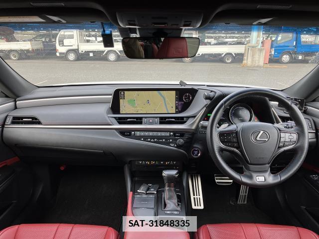 Lexus ES 2019-10 7817952-2