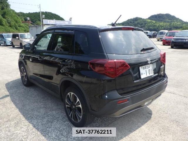 Suzuki ESCUDO 2021-06 7815053-1