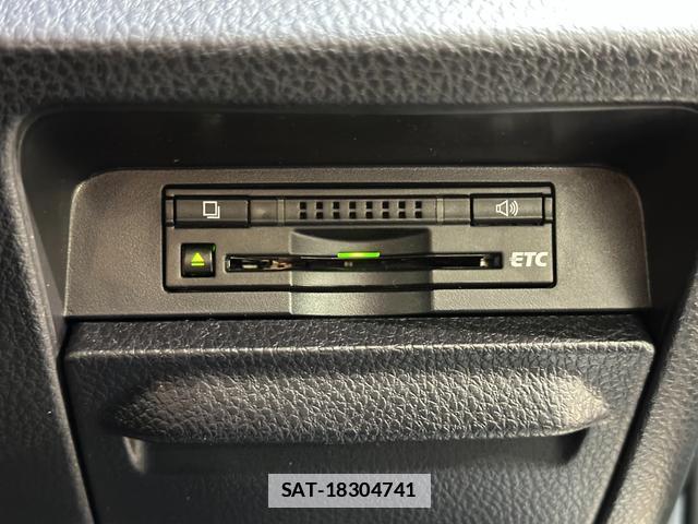 Toyota ESQUIRE 2015-04 7812316-11