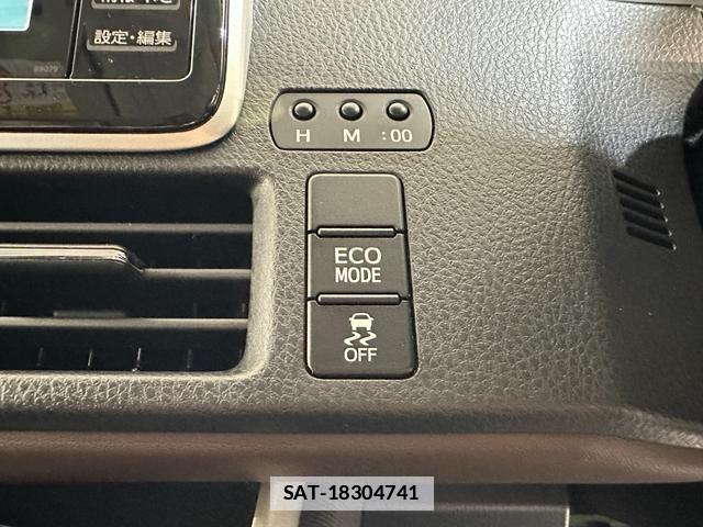 Toyota ESQUIRE 2015-04 7812316-13