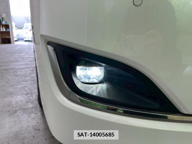 Toyota ESQUIRE 2020-11 7813769-12