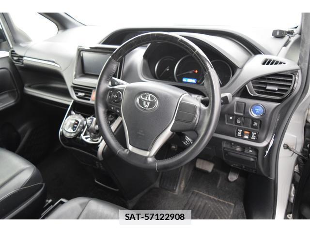 Toyota ESQUIRE 2014-11 7814598-16