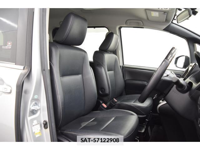 Toyota ESQUIRE 2014-11 7814598-17