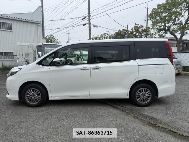 Toyota ESQUIRE 2016-03 7815328-15