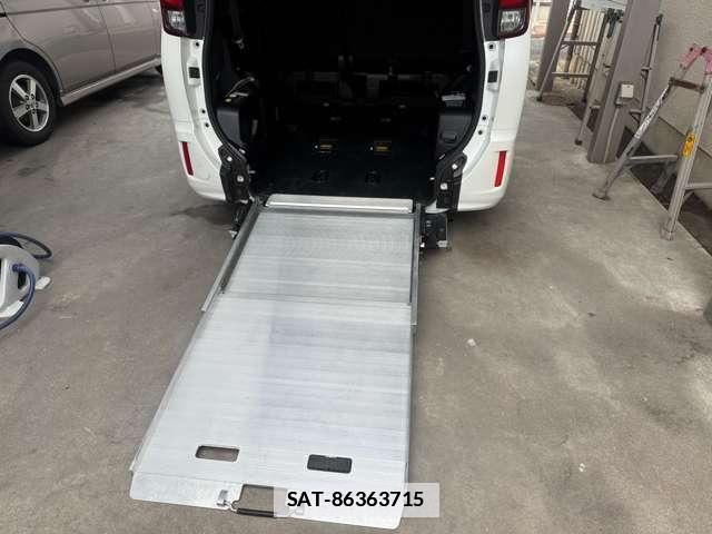 Toyota ESQUIRE 2016-03 7815328-2