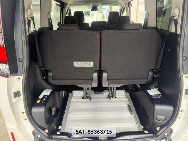 Toyota ESQUIRE 2016-03 7815328-7
