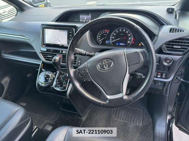Toyota ESQUIRE 2015-03 7815569-3