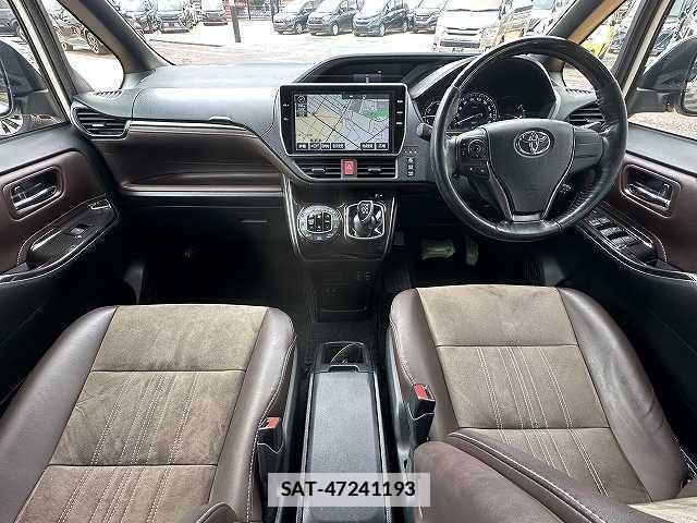 Toyota ESQUIRE 2018-06 7815626-2