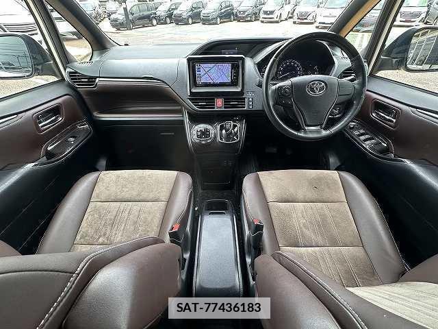Toyota ESQUIRE 2019-01 7815629-2