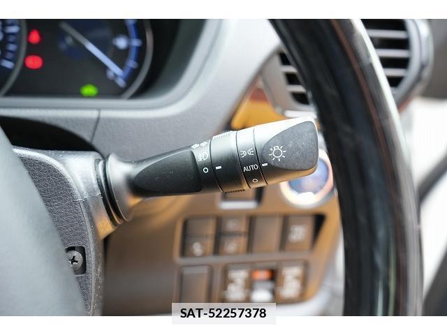 Toyota ESQUIRE 2017-08 7815706-11