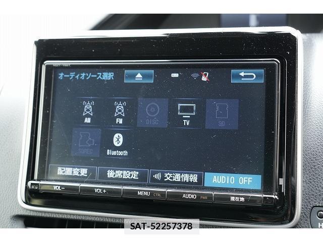 Toyota ESQUIRE 2017-08 7815706-5